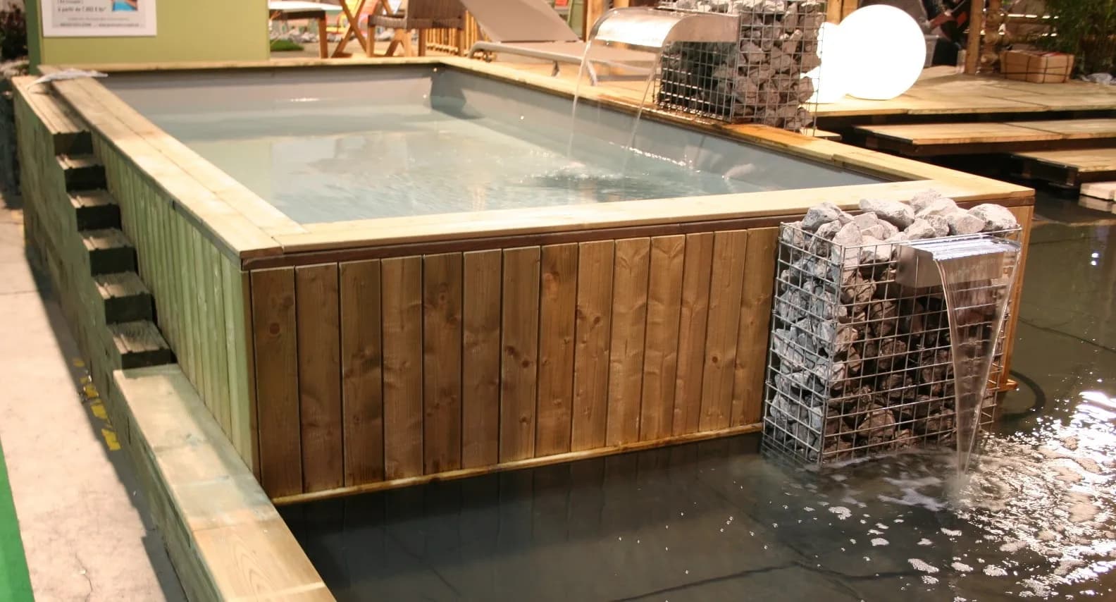 Piscine PBM hors-sol en bois massif apparent